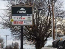 The Red Mug Coffee Company outside