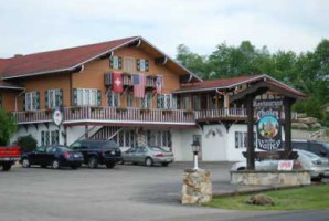 Chalet In The Valley inside