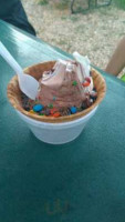 Zem's Ice Cream Mini Golf food