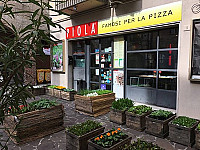Pizzeria Piola outside