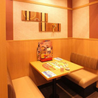 Mèng ān Shí Hé Sōng Běn Diàn Dentro