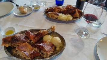 Del Parador De Segovia food