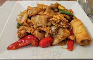 Dd Thai Cuisine food