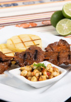 La Chispa Peruana food
