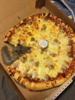 Mike's Mr. Pizza food