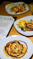 Division West Bistro And food
