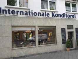 Café Und Konditorei Schmerker outside