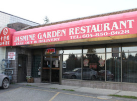 Jasmine Garden Restaurant outside