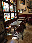 Cafe De Levante inside