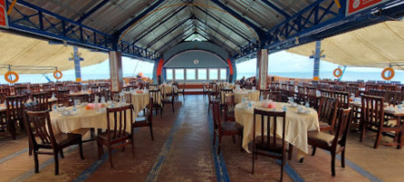 Neptune Club Istana Laut Aroma Laut food