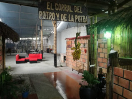 El Corral Del Potro inside