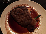 Carver's Steakhouse & Lounge food