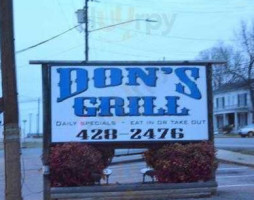 Don's Grill outside