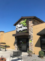 Olive Garden Italian outside