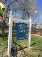 1881 Coffee Cafe outside