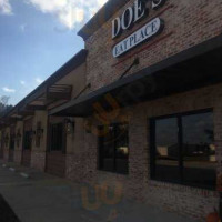 Doe's Eat Place Florence food