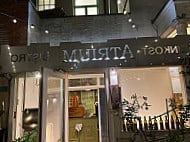 Atrium Feinkost und Bistro food