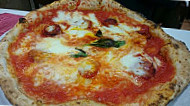Pizza Margherita food