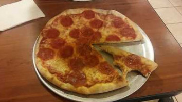 Vinnie's Pizzeria And food