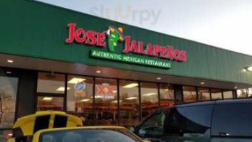 Jose Jalapenos Authentic Mexican outside