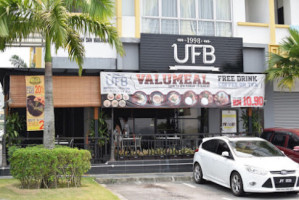 Ufb-union Fashion outside