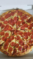 Wedgewood Fernandos Pizza food