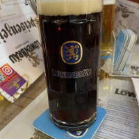 Gasthaus Löwenbräu food