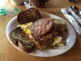 Long Lake Diner Owl #x27;s Head Pub food