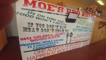 Moe's Bbq food