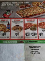 Jet's Pizza food