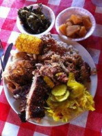 Shulers Barbecue food