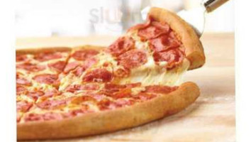 Pizza Hut food