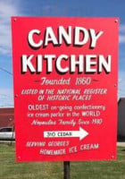 Wilton Candy Kitchen outside