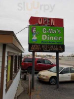 G-ma's Diner food