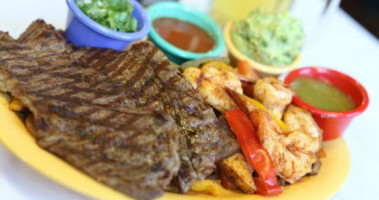 Los Sanchez Mexican food