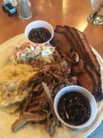 Chelatchie Crossing Smokehouse Saloon food