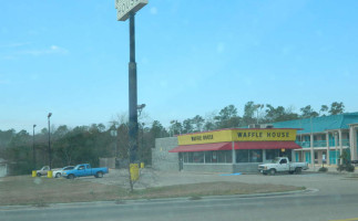 Waffle House outside