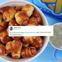 Auntie Anne's food