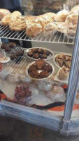 The Bakery At Strictly Guffey food