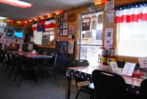 Fort Laramie American Grill inside