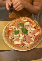 Pizzeria Da Livio Di Cavaliere Carmela food