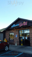 Monroe Grill outside