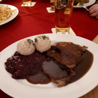 Hofer Der Stadtwirt food