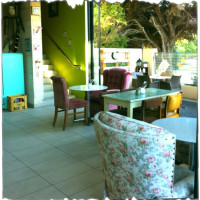 Shaana Cafe inside