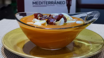 Mediterraneo food