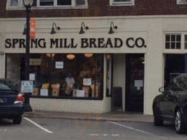 Spring Mill Bread Co. outside