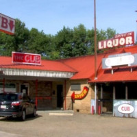 The Cub Lounge And Grille outside