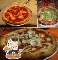 -pizzeria La Tramontana food
