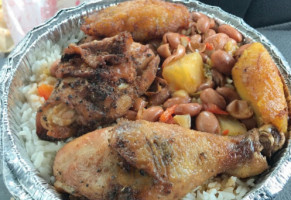 Lala's Puerto Rican Kitchen food