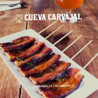 Cueva Carvajal Brew Pub food